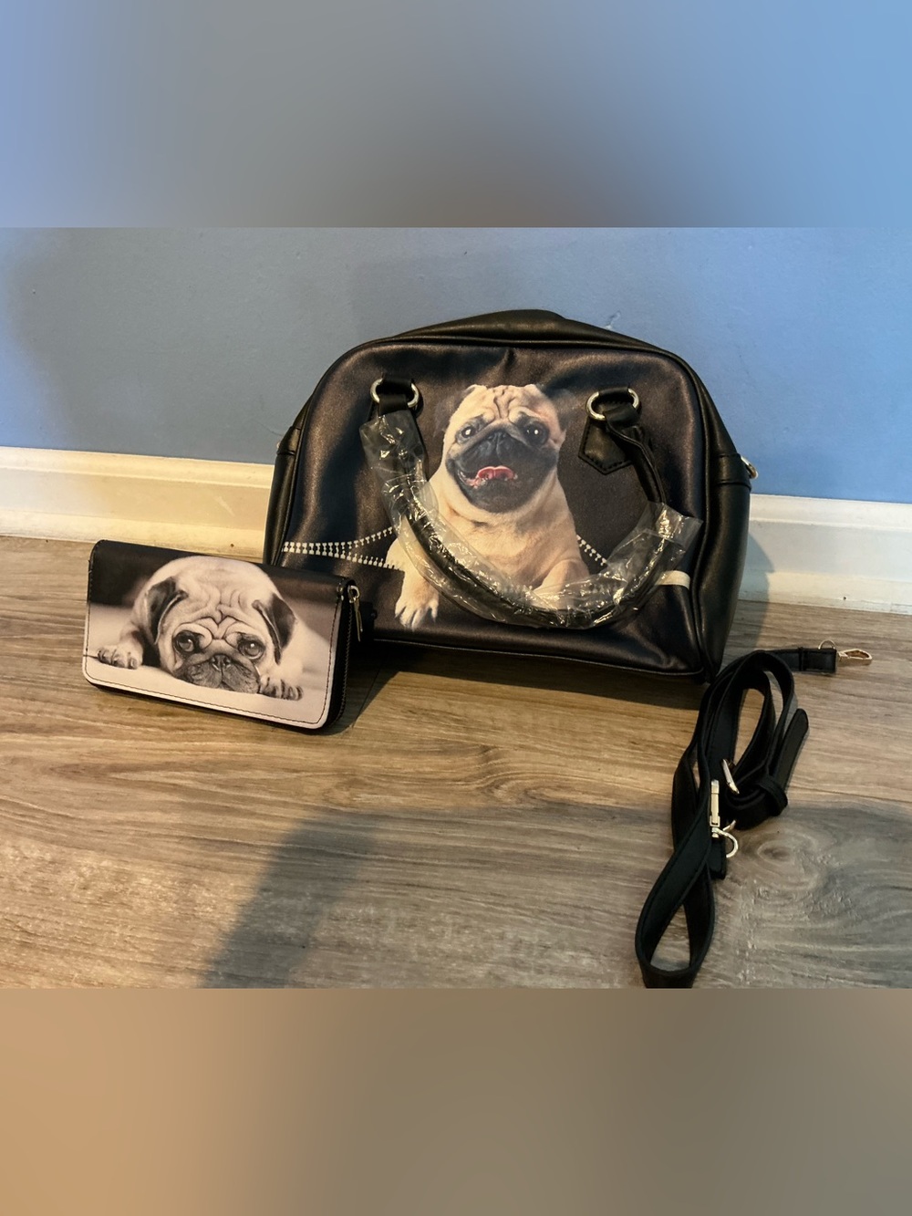 NWT Pug Purse  Handbag w/ adjustable Strap & Wallet